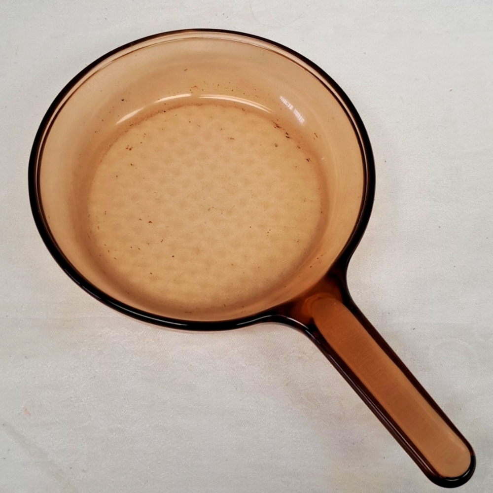 Vintage Visions Corning  7” amber glass-skillet  made in France